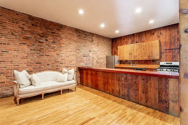 9 St Marks Place - Photo 7
