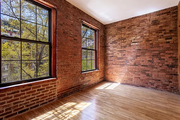9 St Marks Place - Photo 13