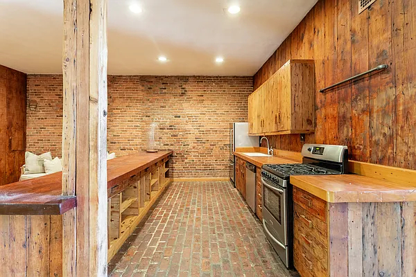 9 St Marks Place - Photo 8