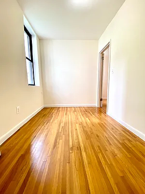 East 78th street  - Photo 2