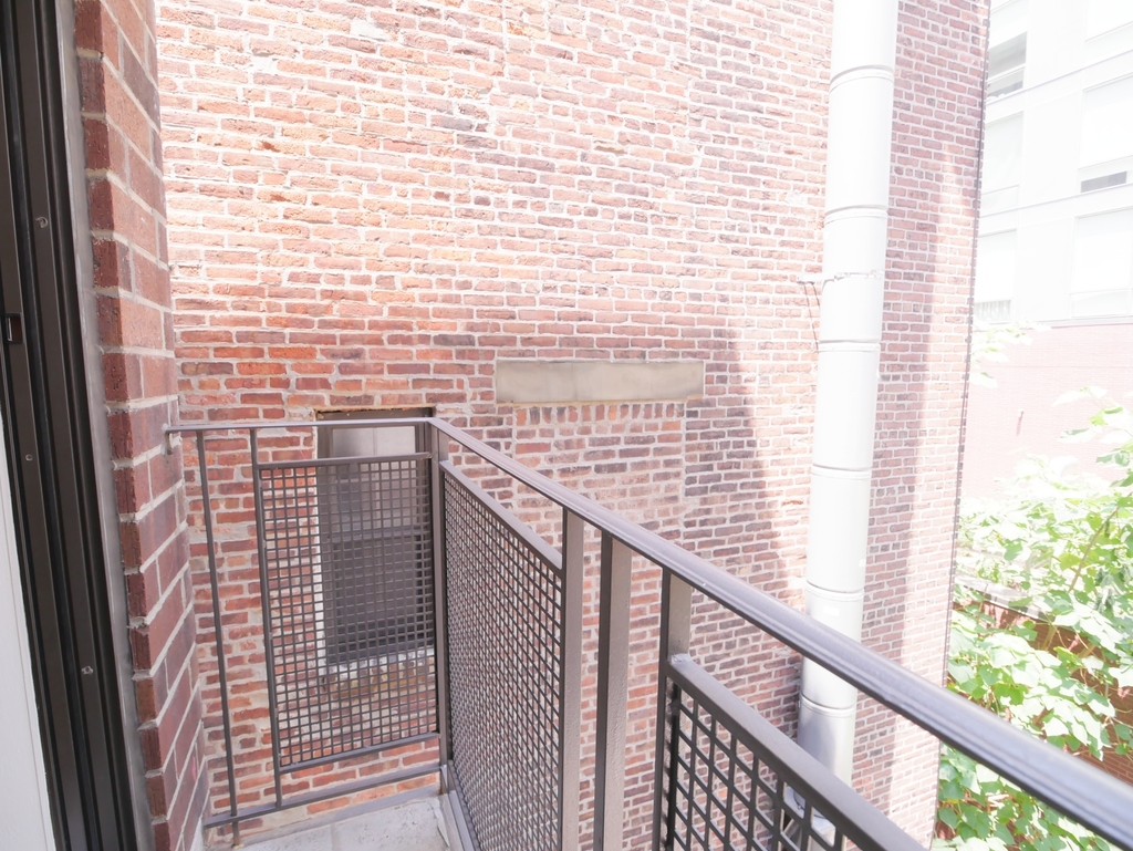 157 East 85th Street - Photo 8