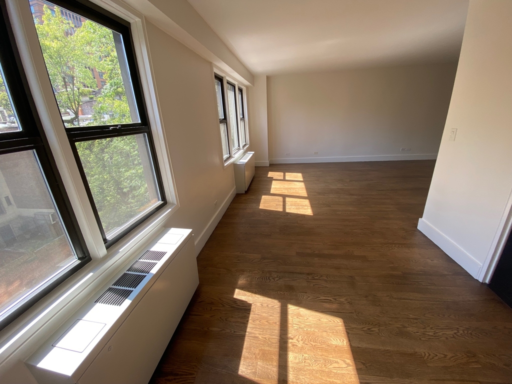  East 63rd Street - Photo 3