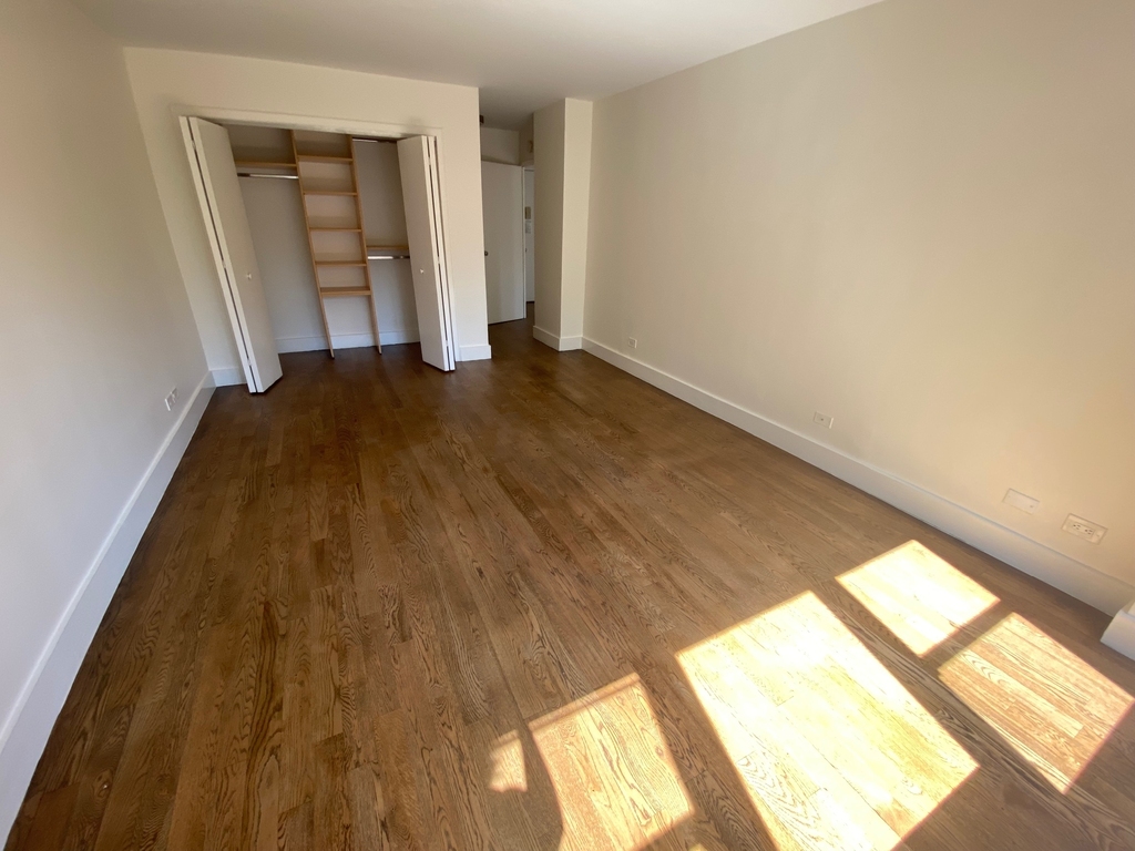  East 63rd Street - Photo 11