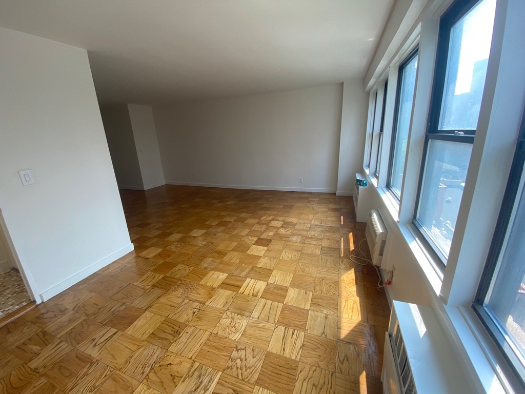 East 36th Street - Photo 1