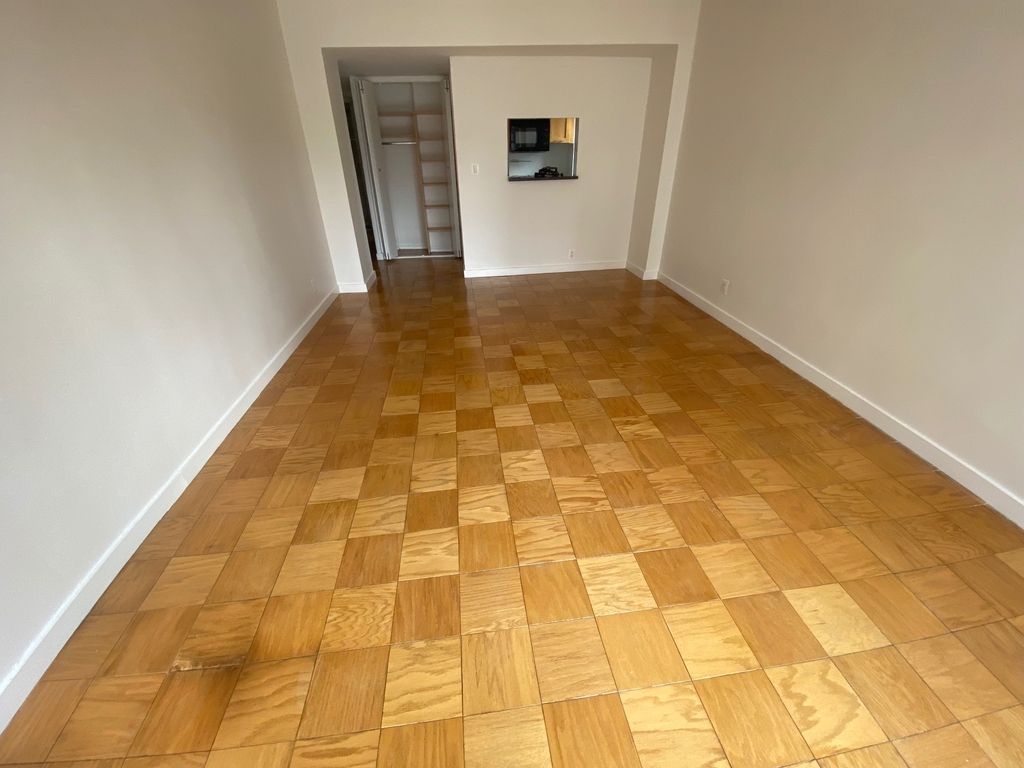 East 36th Street - Photo 2