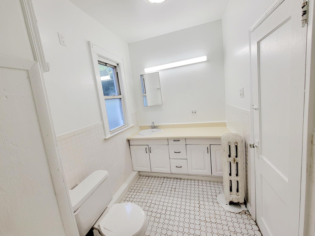 147-42 109th Ave - Photo 9
