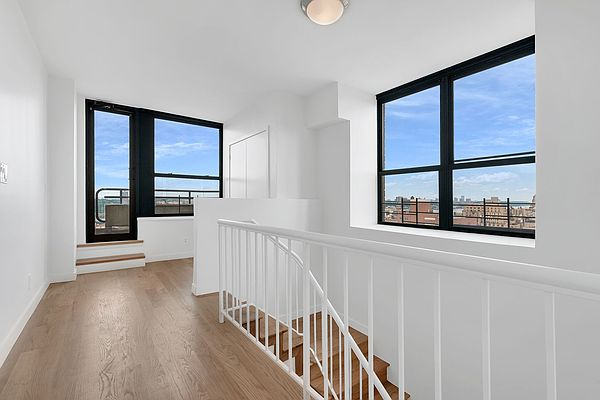 87th & Broadway - Photo 9