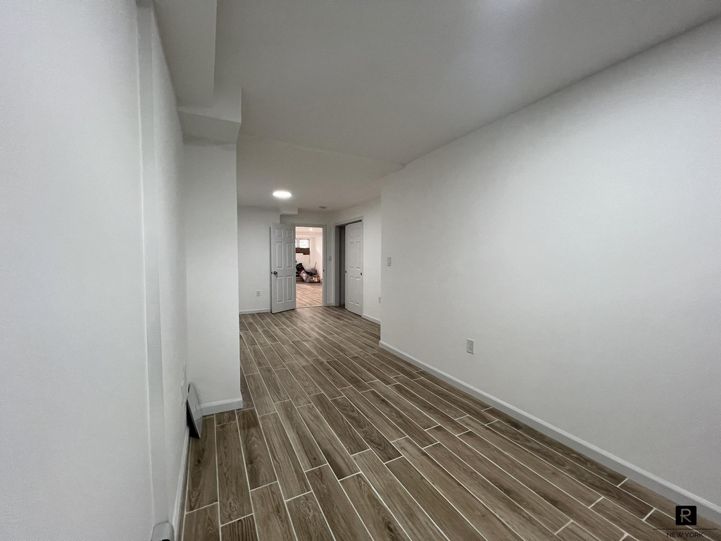 64-56 Austin St - Photo 10