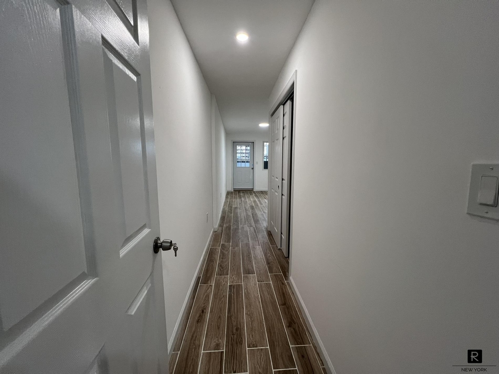 64-56 Austin St - Photo 11