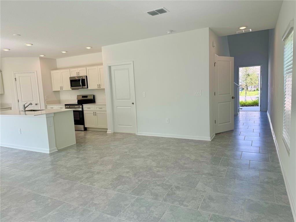 1727 Foreman Road - Photo 3
