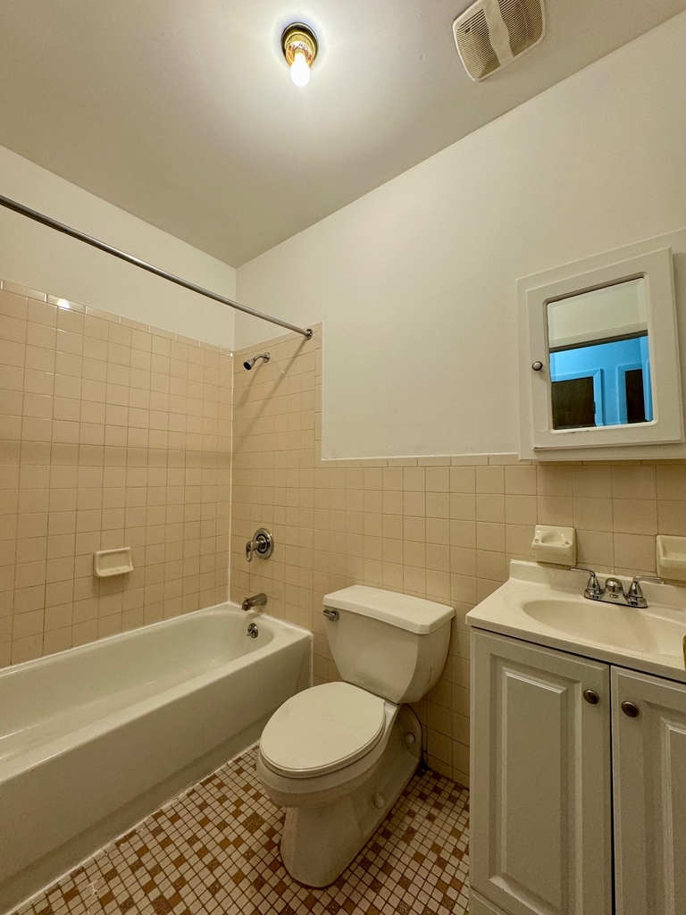503 East 116th Street - Photo 5