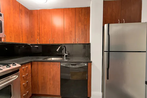 Second Ave #5C - Photo 2