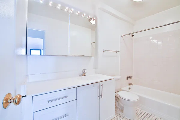 east 36th street - Photo 3