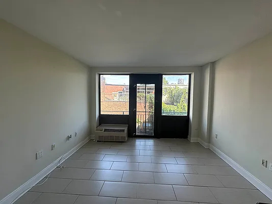 61 Village Road North - Photo 1