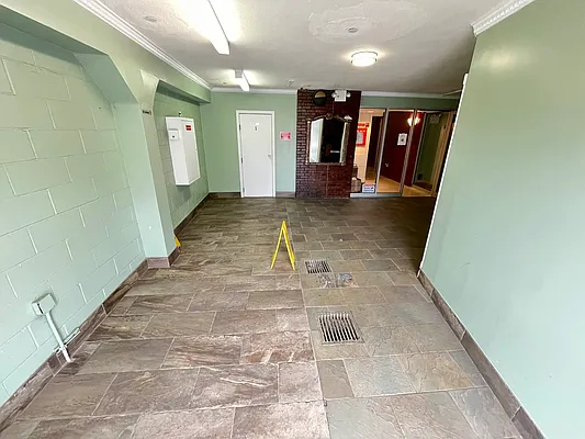 61 Village Road North - Photo 12