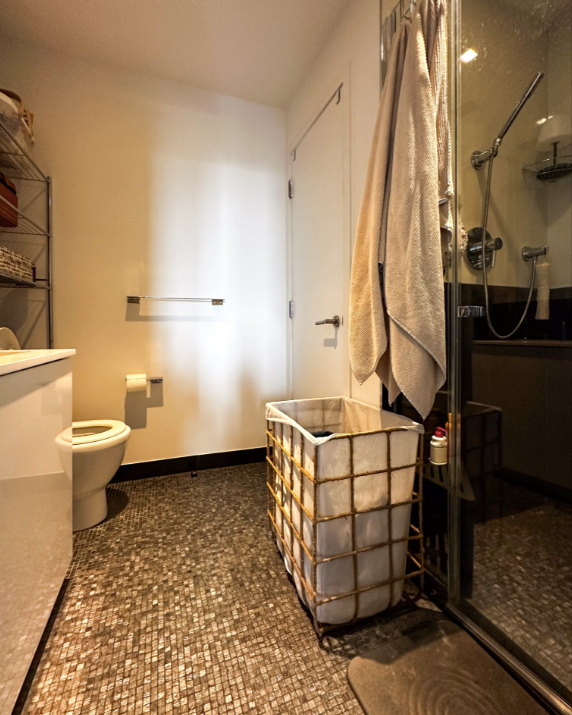 666 West End Avenue - Photo 4