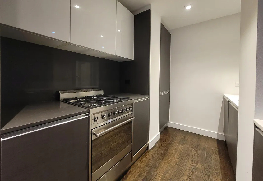 666 West End Avenue - Photo 5