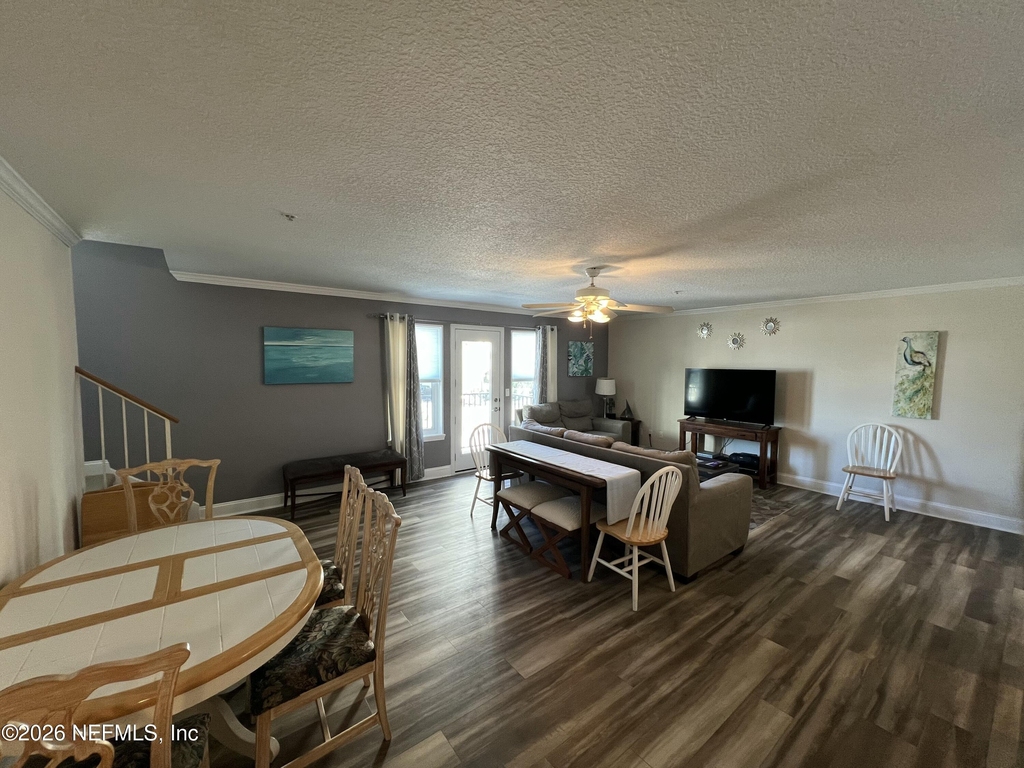 1018 S 1st Street - Photo 9