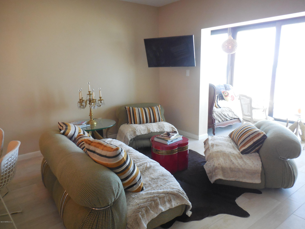 829 S 1st Street - Photo 1