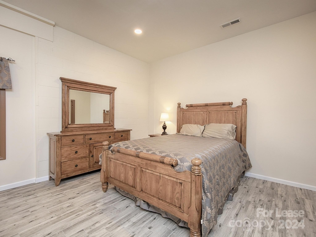 177 Goodman Road - Photo 4