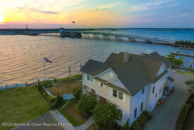 306 Old Bridge Street - Photo 4