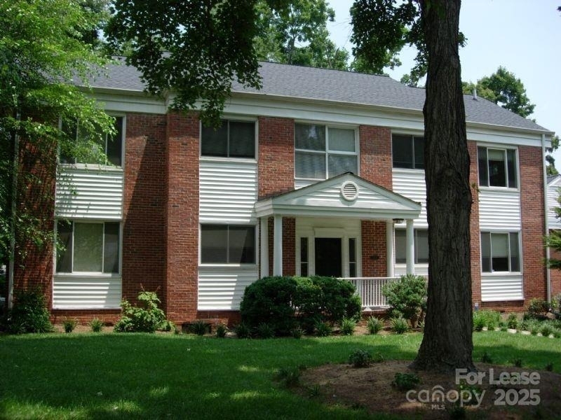 2513 Vail Avenue - Photo 2