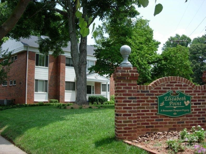 2513 Vail Avenue - Photo 1