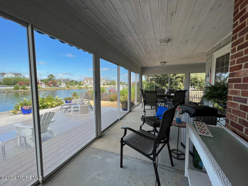 980 Barnegat Lane - Photo 4