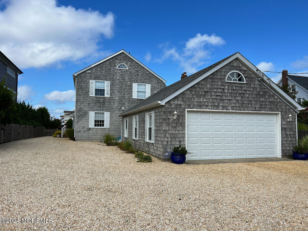 980 Barnegat Lane - Photo 2