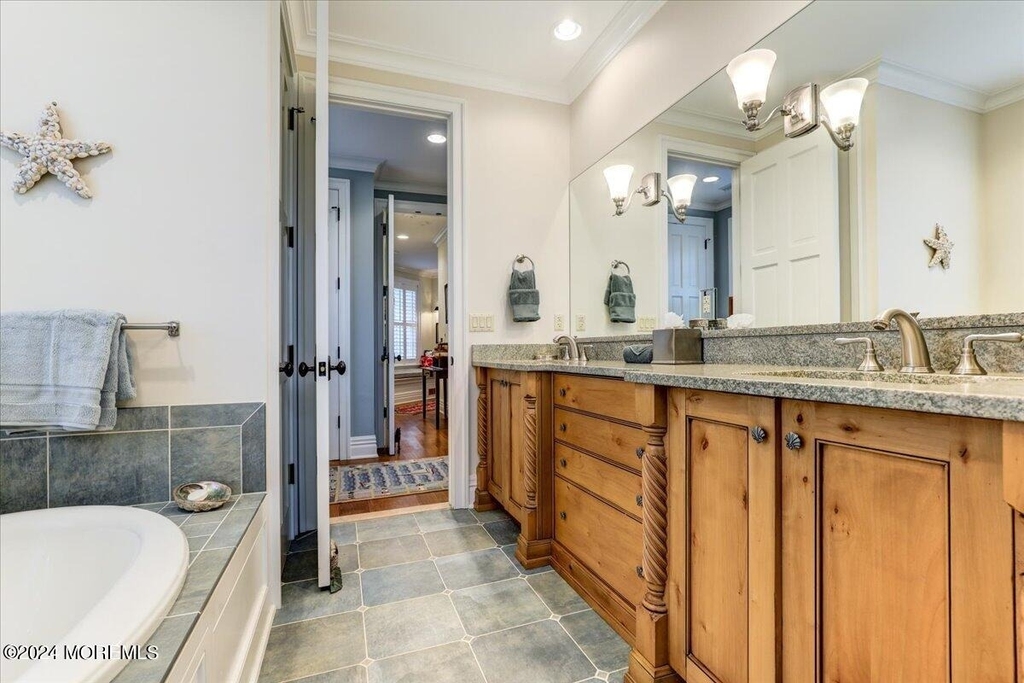 225 Channel Lane - Photo 34