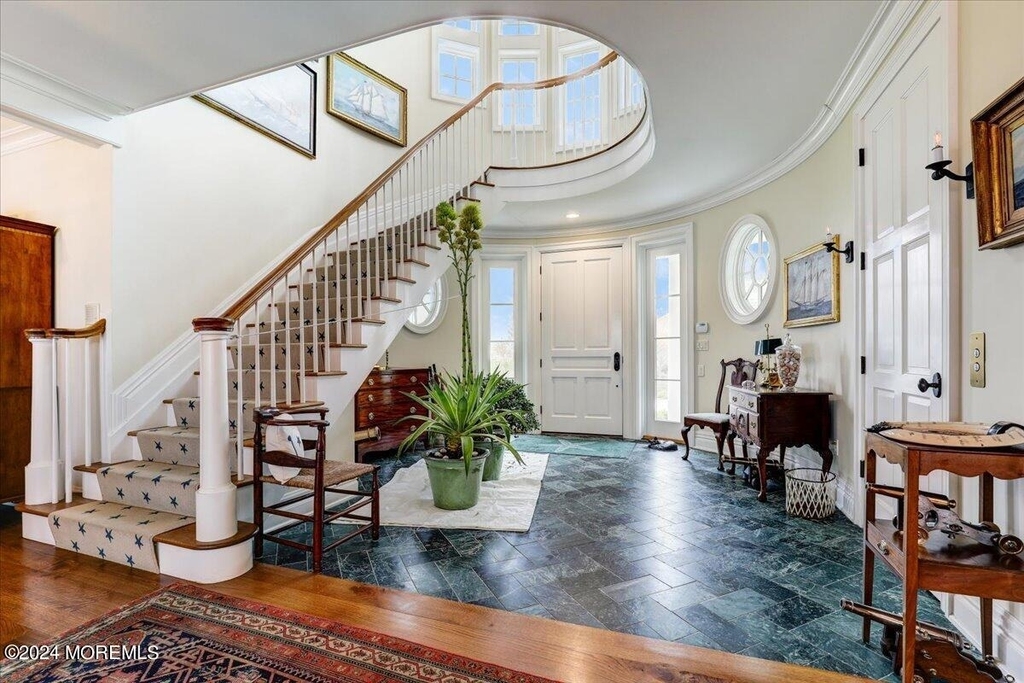 225 Channel Lane - Photo 8