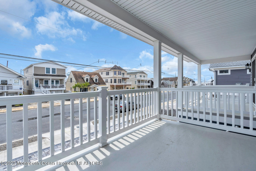 106 8th Avenue - Photo 16