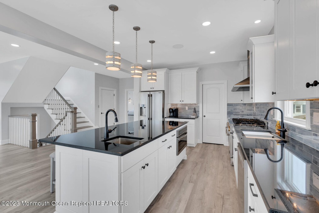 106 8th Avenue - Photo 29