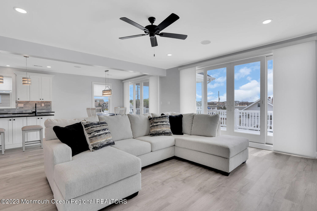 106 8th Avenue - Photo 35
