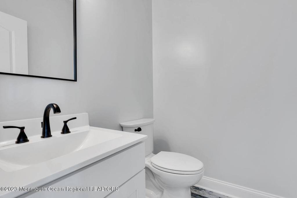106 8th Avenue - Photo 38