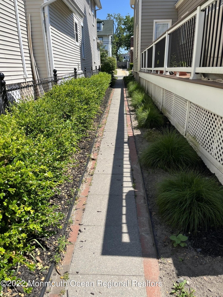 515 Monmouth Avenue - Photo 18