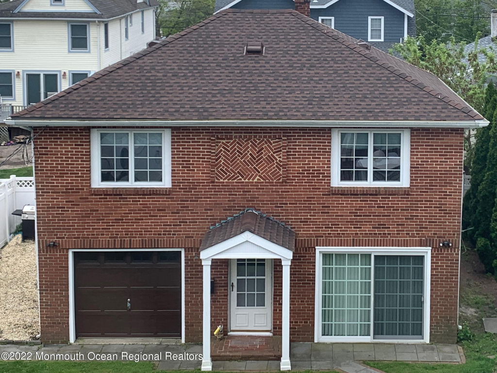 515 Monmouth Avenue - Photo 0