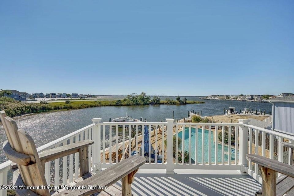 2023 Bay Boulevard - Photo 0