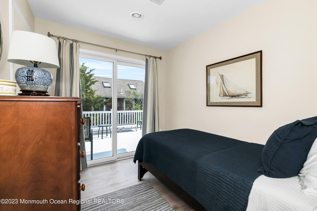 649 Main Avenue - Photo 20