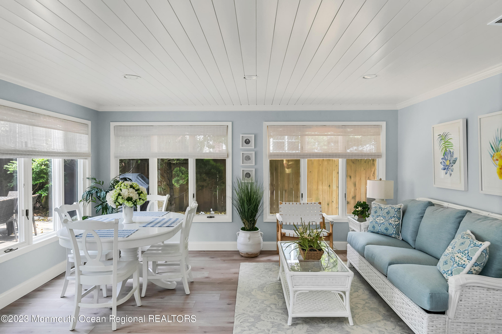 649 Main Avenue - Photo 15