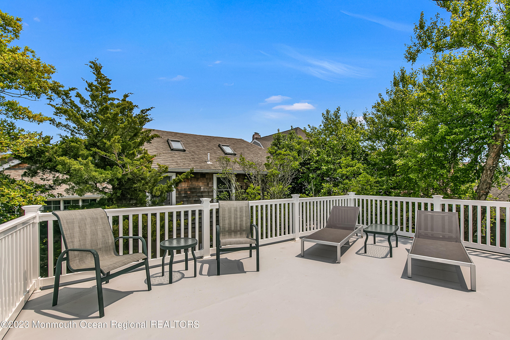 649 Main Avenue - Photo 21