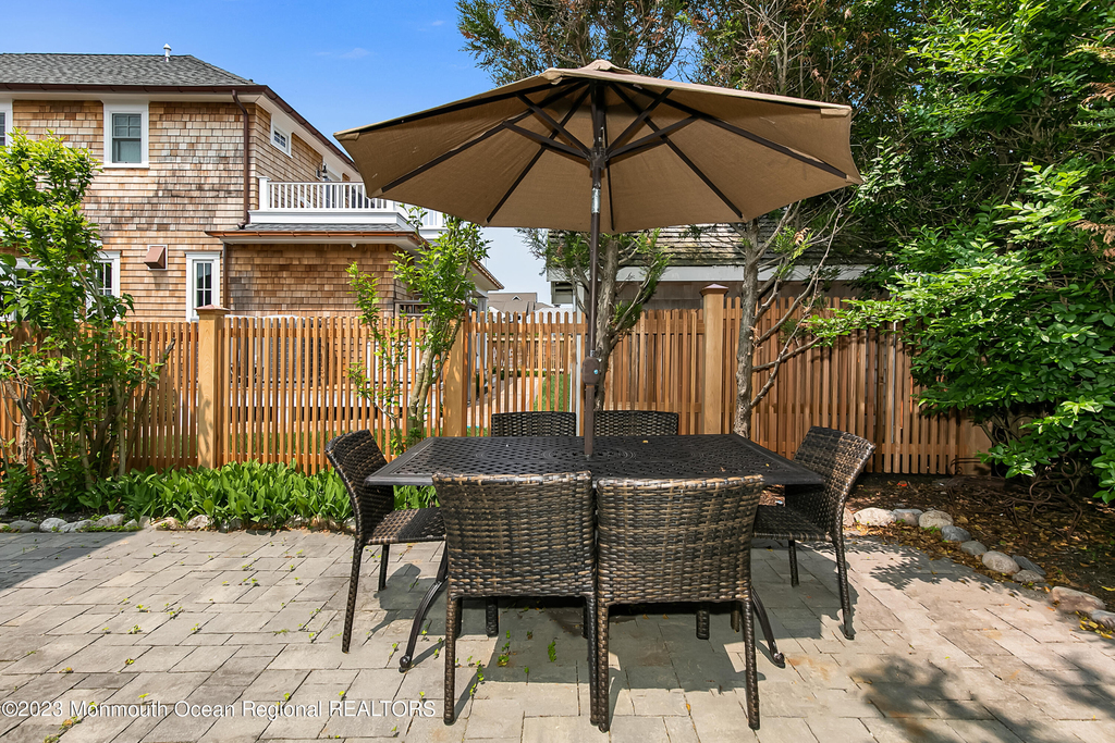 649 Main Avenue - Photo 31