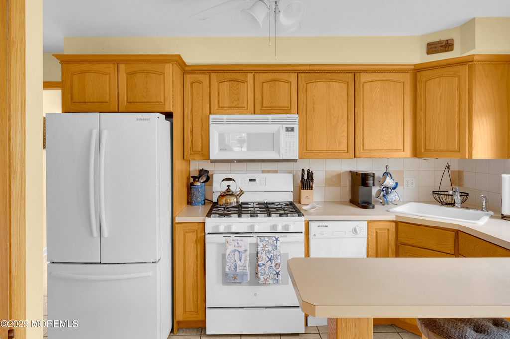 2203 3rd Avenue - Photo 8