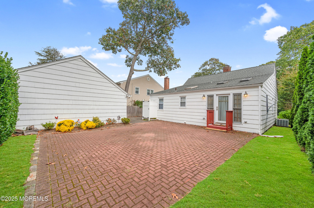 2203 3rd Avenue - Photo 21