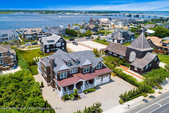1328 Ocean Avenue - Photo 2