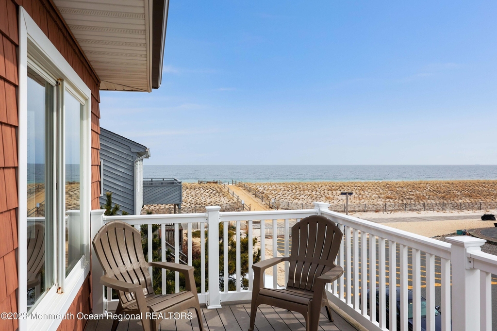 1 New Jersey Avenue - Photo 2