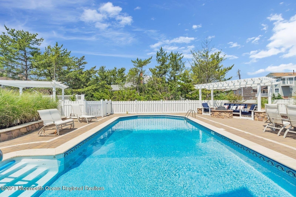1101 S Ocean Avenue - Photo 7