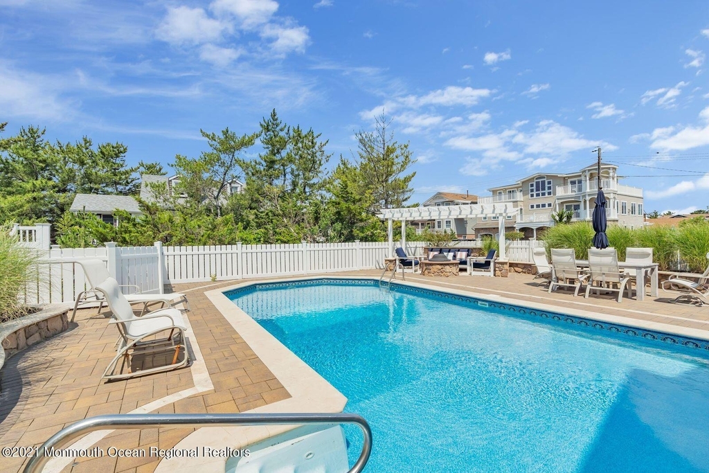 1101 S Ocean Avenue - Photo 10