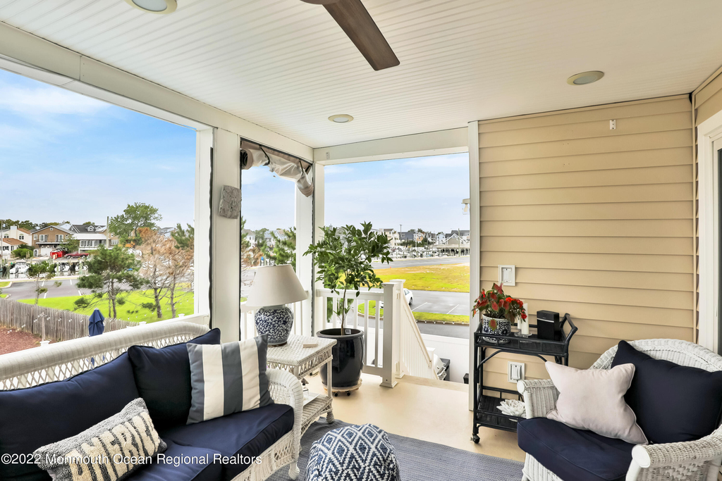 12 Captains Court - Photo 16