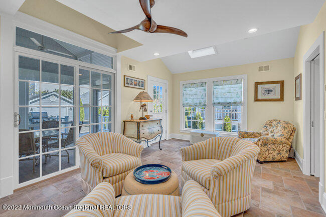 1405 4th Avenue - Photo 17